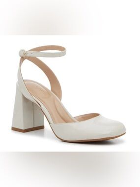 Kelly & Katie Korab Sandal - Off-white/cream, bone